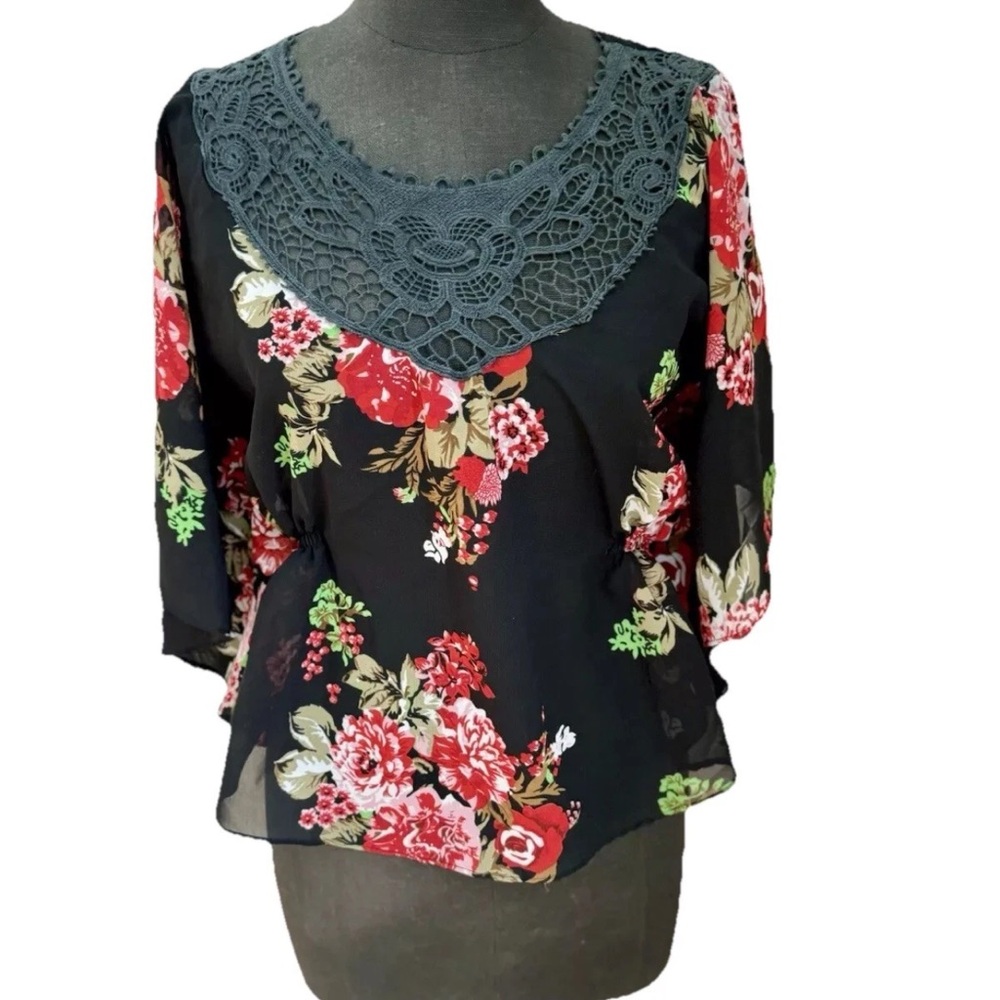 Cotton Express women’s sheer batwing black floral blouse size Large polyester